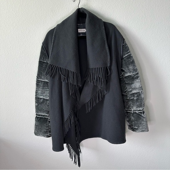 MONCLER Cape Poncho Fringe Velvet Sleeve Grey Jacket SZ L - Picture 2 of 13
